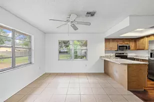 9269 Bladon St, Spring Hill, FL 34608 - Photo 15