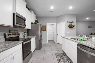 14069 Wineberry Dr, Dade City, FL 33525 - Photo 15