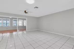 4719 Cavendish Dr, New Port Richey, FL 34655 - Photo 9