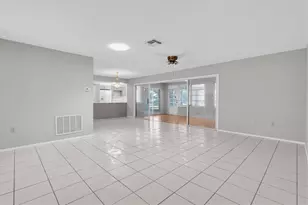 4719 Cavendish Dr, New Port Richey, FL 34655 - Photo 5