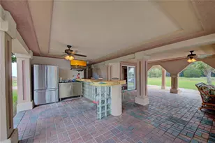 3198 Indian Gulf Ln, Spring Hill, FL 34607 - Photo 11