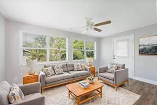 27385 Azen Loop, Brooksville, FL 34602 - Photo 9