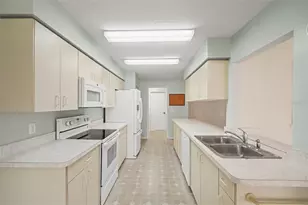 3108 Appleblossom Trail, Spring Hill, FL 34606 - Photo 17