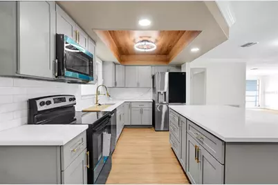 1395 Burnt Oak Street, Tarpon Springs, FL 34689 - Photo 3