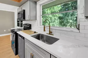 1395 Burnt Oak St, Tarpon Springs, FL 34689 - Photo 39