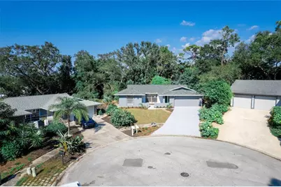 1395 Burnt Oak Street, Tarpon Springs, FL 34689 - Photo 1