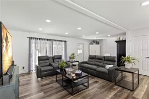 4606 W North B St, Tampa, FL 33609 - Photo 9