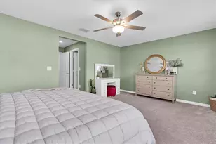 8211 Crescent Oaks Dr, New Port Richey, FL 34655 - Photo 15