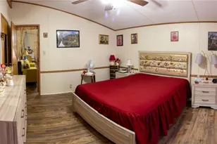 1424 Cross Bow Ln, Spring Hill, FL 34607 - Photo 9