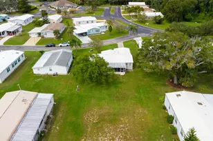 1424 Cross Bow Ln, Spring Hill, FL 34607 - Photo 25