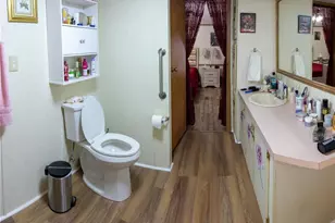 1424 Cross Bow Ln, Spring Hill, FL 34607 - Photo 11