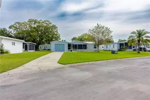 1424 Cross Bow Ln, Spring Hill, FL 34607 - Photo 27