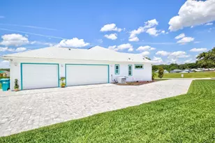 1148 Bahia Honda Ky Dr, Lady Lake, FL 32159 - Photo 5