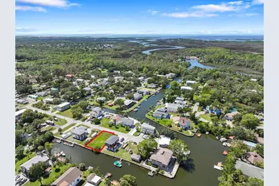 6262 Island Drive, Spring Hill, FL 34607 - Photo 11