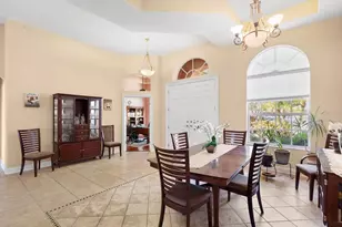 10700 Garda Dr, Trinity, FL 34655 - Photo 9