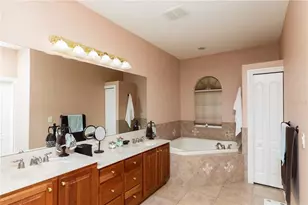 10700 Garda Dr, Trinity, FL 34655 - Photo 37