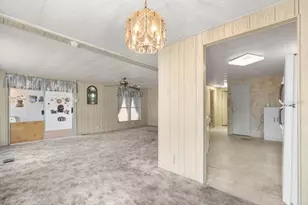 8221 Highpoint Blvd, Brooksville, FL 34613 - Photo 17