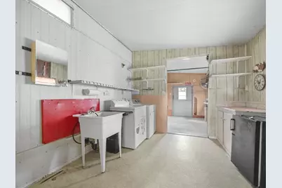 8221 Highpoint Boulevard, Brooksville, FL 34613 - Photo 5