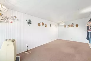 8221 Highpoint Blvd, Brooksville, FL 34613 - Photo 11