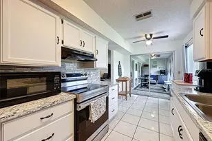 7540 St Andrews Blvd, Weeki Wachee, FL 34613 - Photo 21