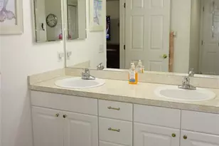 21107 Fountain View Ln, Lutz, FL 33558 - Photo 21