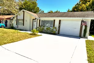 8310 Cavalry Dr, Hudson, FL 34667 - Photo 15