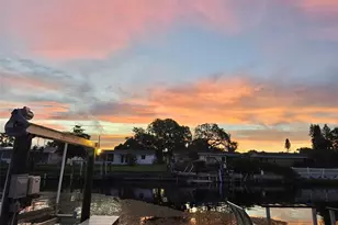 1354 Linstock Dr, Holiday, FL 34690 - Photo 25