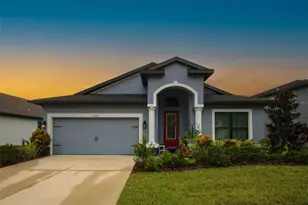 11392 Weaver Hollow Rd, New Port Richey, FL 34654 - Photo 1