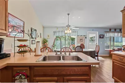 9086 Manchester Street, Spring Hill, FL 34606 - Photo 15