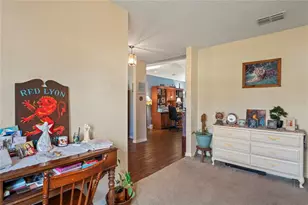 9086 Manchester St, Spring Hill, FL 34606 - Photo 11