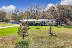 35420 Carval Dr, Zephyrhills, FL 33541 - Photo 1