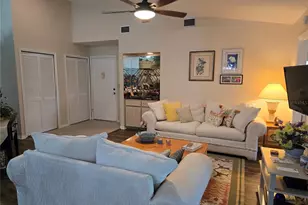 7375 Crestwood Dr, Weeki Wachee, FL 34613 - Photo 11