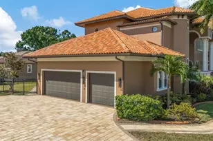 1079 Ashland Ave, Tarpon Springs, FL 34689 - Photo 5