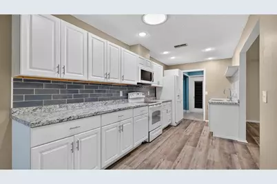 7280 Scotland Circle, Weeki Wachee, FL 34613 - Photo 13