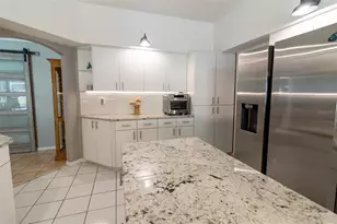 12295 Comstock St, Spring Hill, FL 34609 - Photo 15