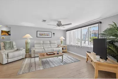 5061 Ensign Loop, New Port Richey, FL 34652 - Photo 17