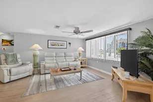 5061 Ensign Loop, New Port Richey, FL 34652 - Photo 17