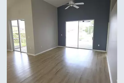 9257 Bonnie Cove Drive, Weeki Wachee, FL 34613 - Photo 11