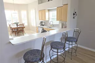 9257 Bonnie Cove Dr, Weeki Wachee, FL 34613 - Photo 7