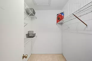 9470 Nakoma Way, Weeki Wachee, FL 34613 - Photo 15