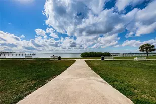 646 Timber Bay Cir W, Oldsmar, FL 34677 - Photo 73