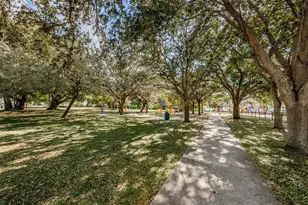 646 Timber Bay Cir W, Oldsmar, FL 34677 - Photo 55