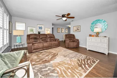 646 Timber Bay Circle W, Oldsmar, FL 34677 - Photo 5