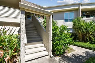 424 Windrush Bay Dr, Tarpon Springs, FL 34689 - Photo 3