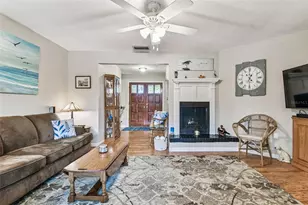 424 Windrush Bay Dr, Tarpon Springs, FL 34689 - Photo 11