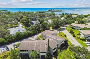 424 Windrush Bay Dr, Tarpon Springs, FL 34689 - Photo 35