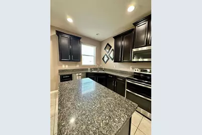 7823 110th Avenue E, Parrish, FL 34219 - Photo 11