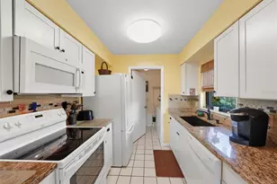 8174 Sturbridge Ct, Weeki Wachee, FL 34613 - Photo 21