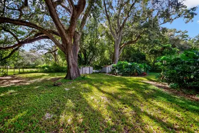 304 Lincoln Avenue, Brooksville, FL 34604 - Photo 9