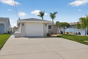 4937 Blue Heron Dr, New Port Richey, FL 34652 - Photo 3